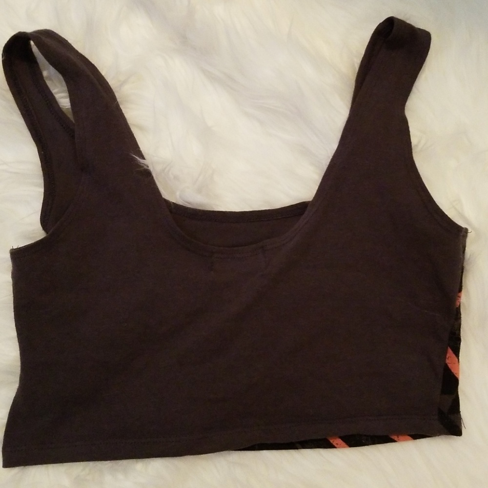 Vibrant Elephant Crop Top - Picture 3 of 5